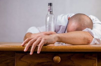 Mitől lesz a felépülés tartós és végleges? Mik az alkoholizmus fázisai?